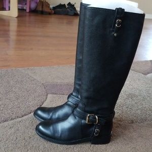 Black Vince Camuto boots
